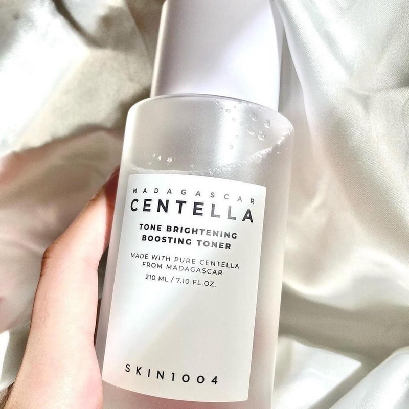 Nước hoa hồng Skin1004 Madagascar Centella Tone Brightening Boosting Toner 210ml - Ảnh 5