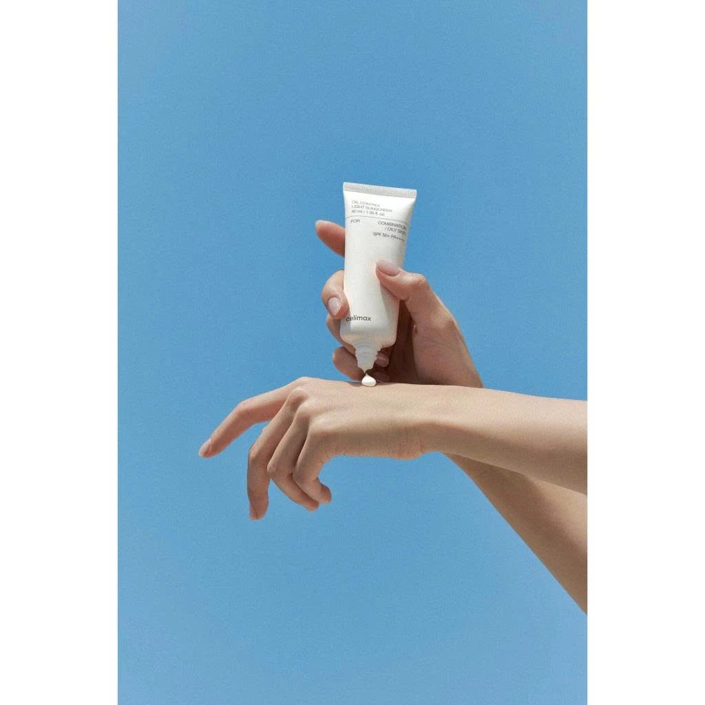 Kem chống nắng Celimax Oil Control Light Sunscreen SPF50+ PA++++ 40ml - Ảnh 3